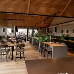 Melfarhus - Your Modern Self-service At The Marina *
