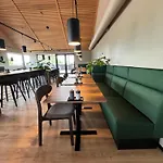 Melfarhus - Your Modern Self-service At The Marina فندق