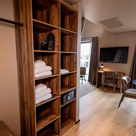 Melfarhus - Your Modern Self-service At The Marina Ξενοδοχείο Middelfart