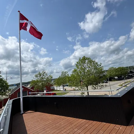 Melfarhus - Your Modern Self-service At The Marina Middelfart