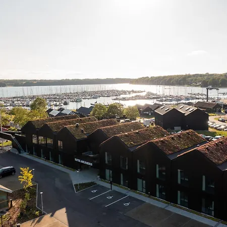 Hotell Melfarhus *