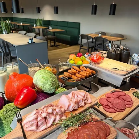 Melfarhus - Your Modern Self-service At The Marina